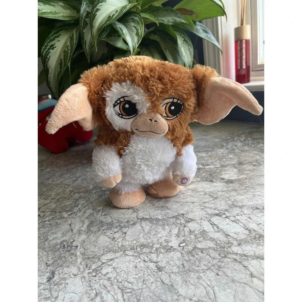 Gremlins Gizmo Animated Toy 8